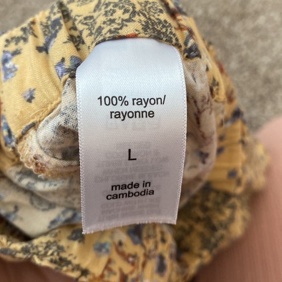 Maurice’s Yellow Floral Ruffle Mini Skirt L - Picture 3 of 3